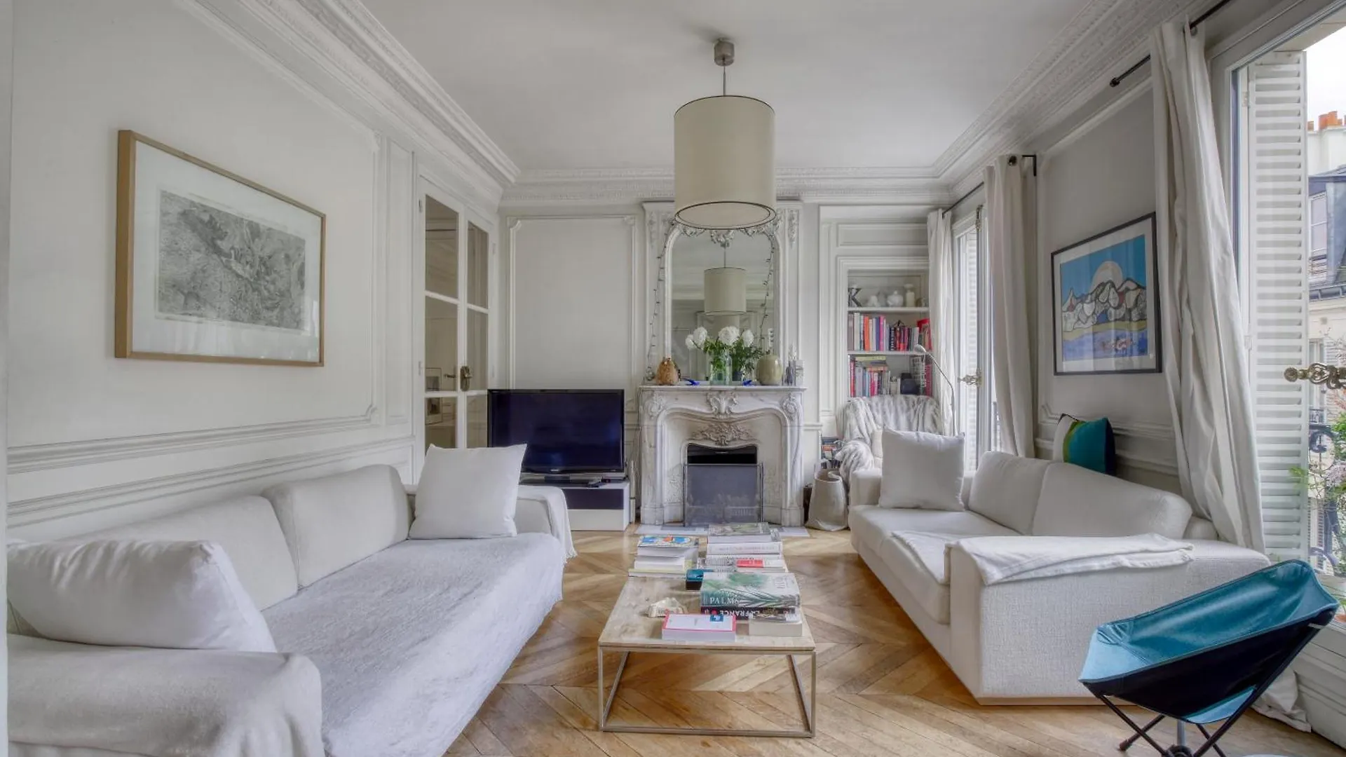 Apartment 3 Marais 4 *