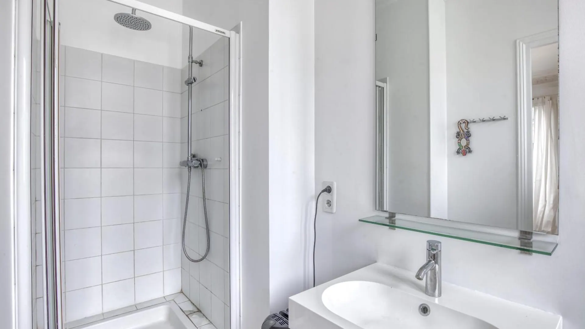 Apartment 3 Marais 4 *